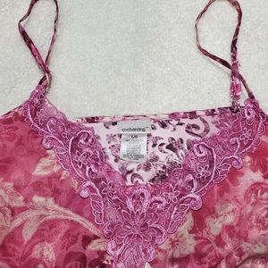 3/$15 ENCHANTING PINK PURPLE FLORAL DRESS SLIP